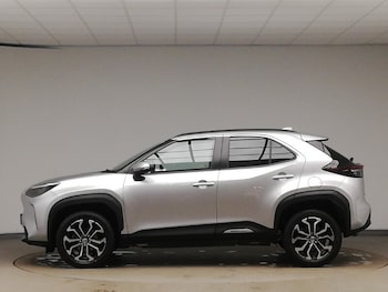 Used Toyota Yaris Cross 2023 for sale - 77491760: Photo