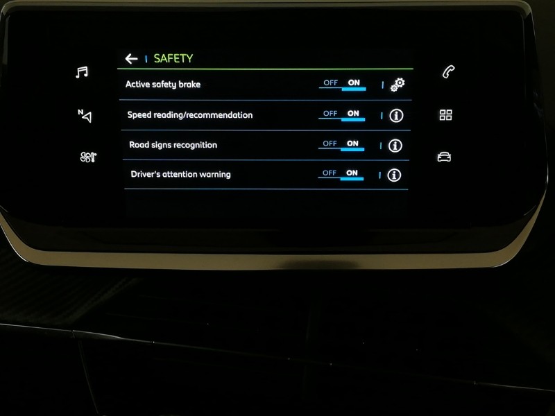 Used Peugeot 2008 2022 for sale - 77682657: Photo 15