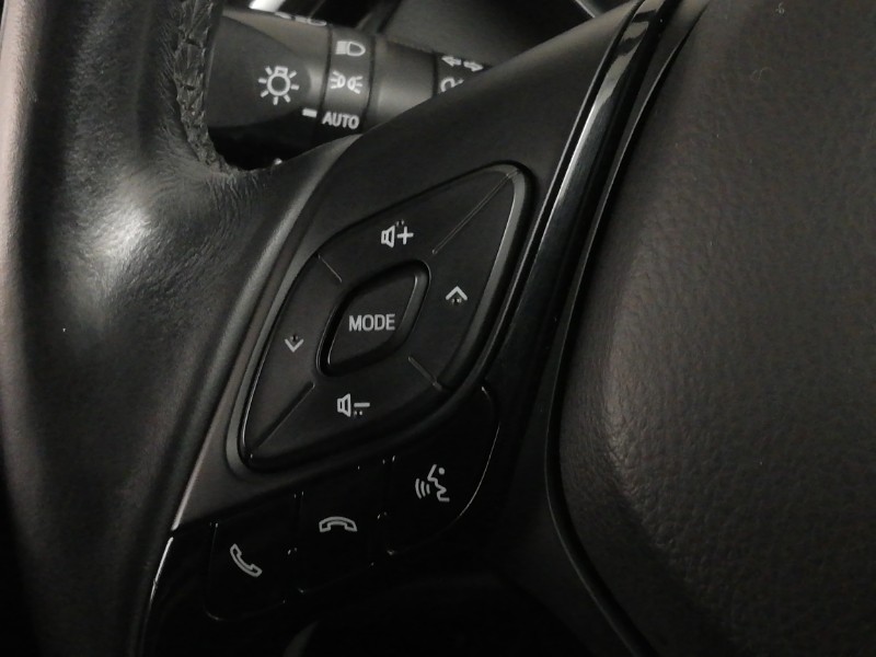 Used Toyota C-HR 2017 for sale - 76880072: Photo 16