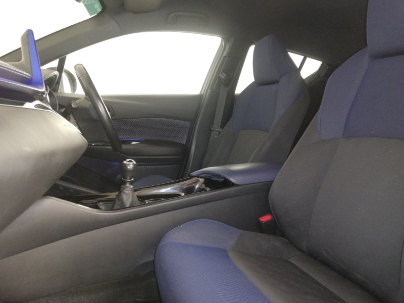 Used Toyota C-HR 2017 for sale - 76880072: Photo 5
