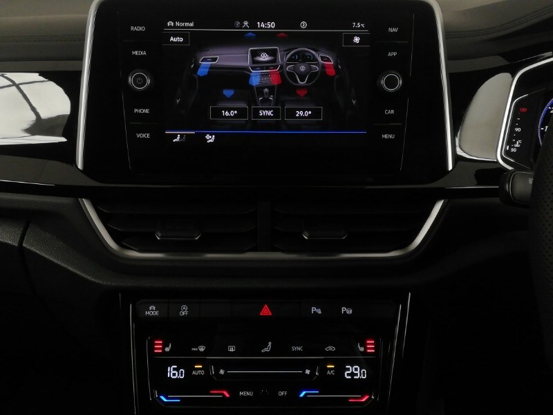 Used Volkswagen T-Roc 2025 for sale - 77352843: Photo 18