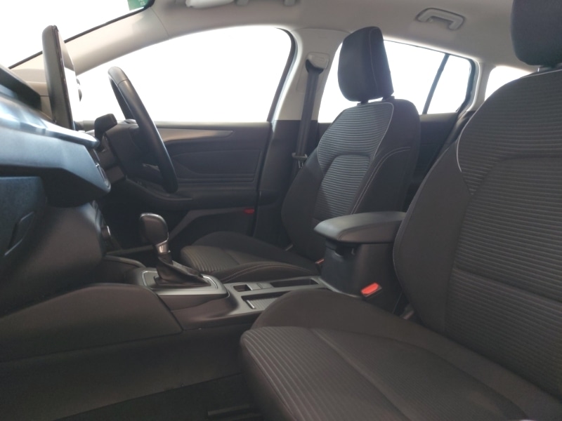 Used Ford Focus 2023 for sale - 77933342: Photo 5