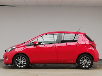 Used Toyota Yaris 2016 for sale - 76834268: Photo