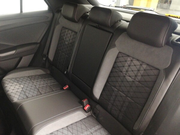 Used Volkswagen T-Roc 2024 for sale - 75500615: Photo 6
