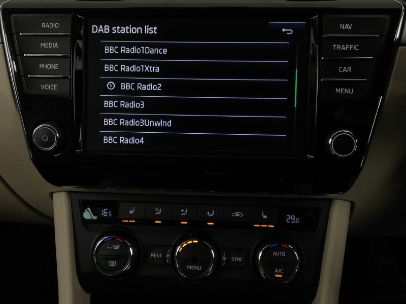 Used Skoda Superb 2016 for sale - 77338602: Photo 12