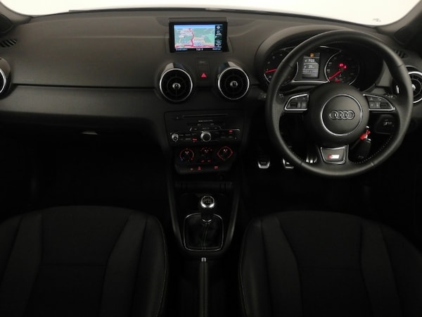 Used Audi A1 2018 for sale - 76051870: Photo 2