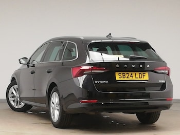 Used Skoda Octavia 2024 for sale - 75828303: Photo