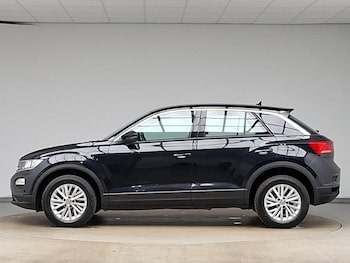 Used Volkswagen T-Roc 2019 for sale - 78940898: Photo