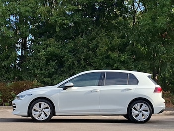 Used Volkswagen Golf 2025 for sale - 79517202: Photo