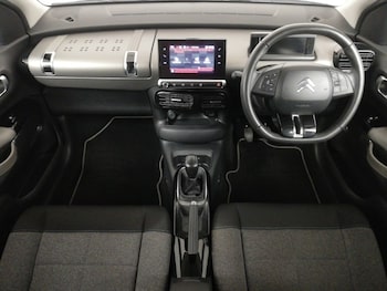 Used Citroen C4 Cactus 2018 for sale - 76145424: Photo 2