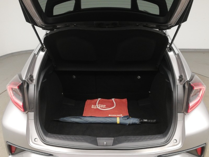 Used Toyota C-HR 2017 for sale - 76145111: Photo 8