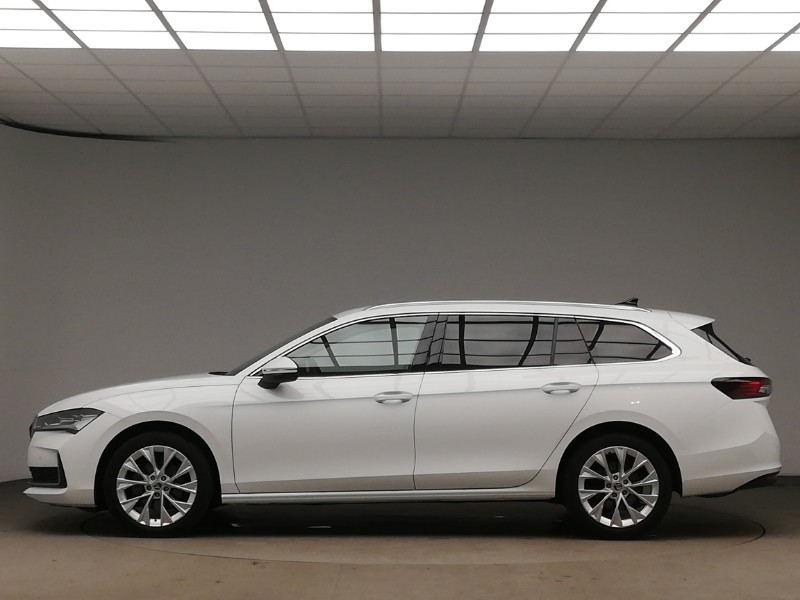 Used Skoda Superb 2024 for sale - 76150548: Photo 4