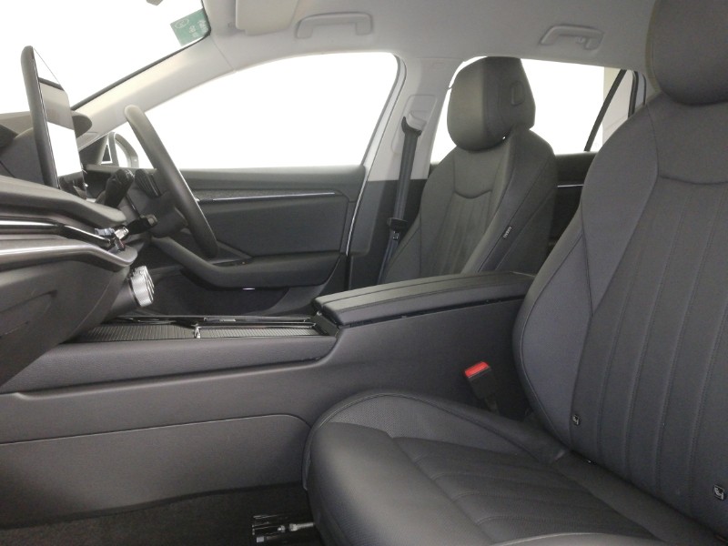 Used Skoda Superb 2024 for sale - 76150548: Photo 5