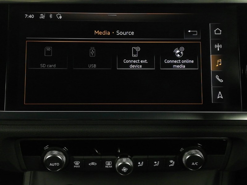 Used Audi Q3 2019 for sale - 76289619: Photo 13