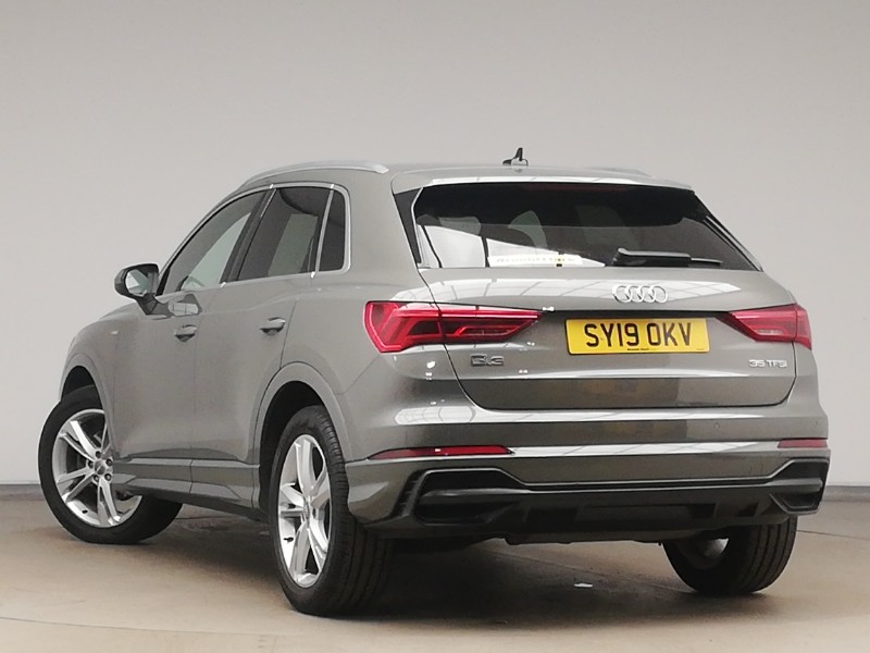 Used Audi Q3 2019 for sale - 76289619: Photo 3