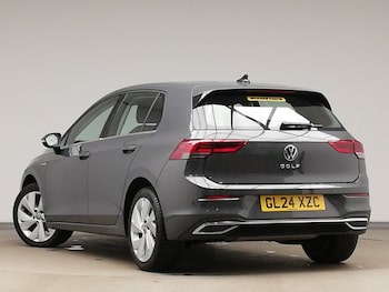 Used Volkswagen Golf 2024 for sale - 77078581: Photo