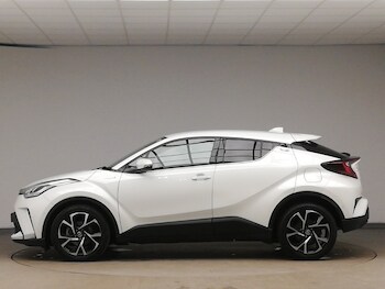 Used Toyota C-HR 2020 for sale - 77357830: Photo