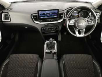 Used Kia XCeed 2023 for sale - 74394436: Photo