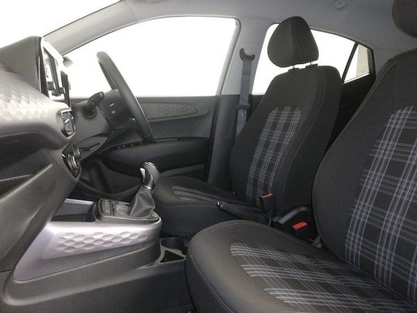 Used Hyundai i10 2025 for sale - 76116370: Photo 5