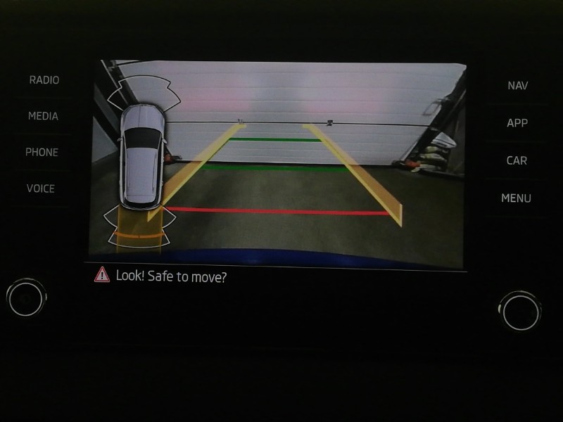 Used Skoda Karoq 2024 for sale - 77664277: Photo 11