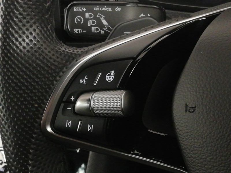 Used Skoda Karoq 2024 for sale - 77664277: Photo 18