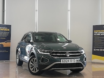 Used Volkswagen T-Roc 2024 for sale - 78861118: Photo