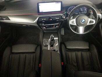 Used BMW 5 Series 2021 for sale - 77252220: Photo