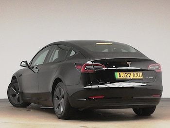 Used Tesla Model 3 2022 for sale - 76560476: Photo