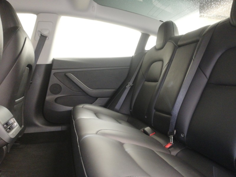 Used Tesla Model 3 2022 for sale - 76560476: Photo 6