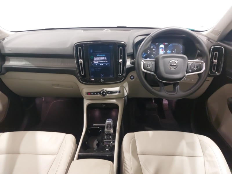 Used Volvo XC40 2022 for sale - 76533422: Photo 2