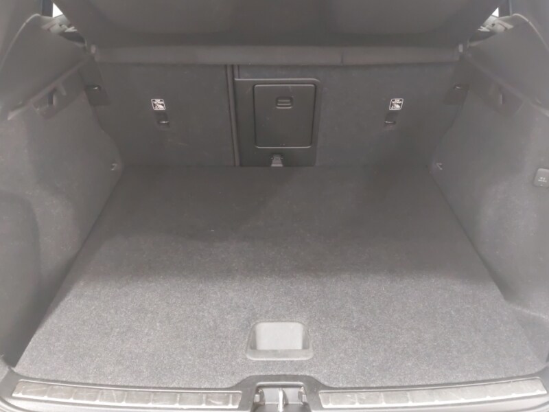 Used Volvo XC40 2022 for sale - 76533422: Photo 8