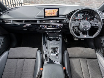 Used Audi A4 2019 for sale - 76502233: Photo