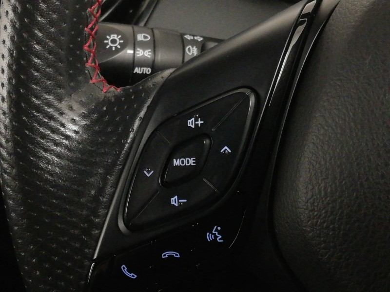 Used Toyota C-HR 2021 for sale - 77669660: Photo 18