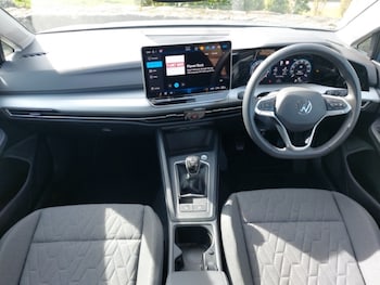 Used Volkswagen Golf 2024 for sale - 78757107: Photo
