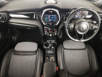 Used MINI Hatch 2020 for sale - 77480477: Photo