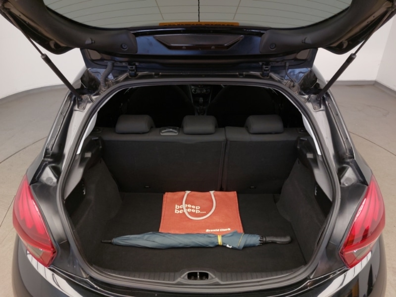 Used Peugeot 208 2018 for sale - 78203345: Photo 8