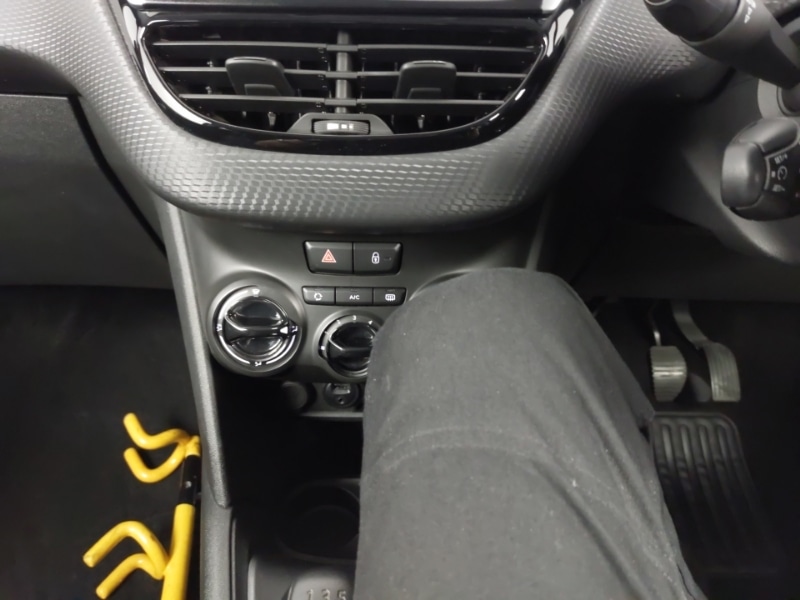 Used Peugeot 208 2018 for sale - 78203345: Photo 9