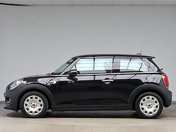 Used MINI Hatch 2019 for sale - 79332724: Photo