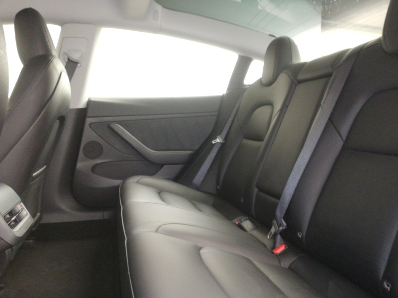 Used Tesla Model 3 2022 for sale - 76987303: Photo 6