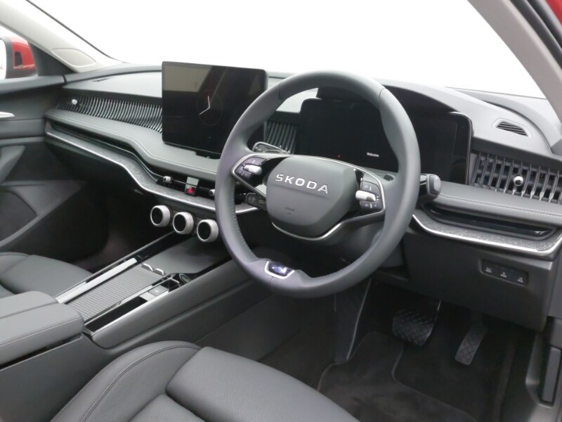 Used Skoda Superb 2025 for sale - 76354863: Photo 12