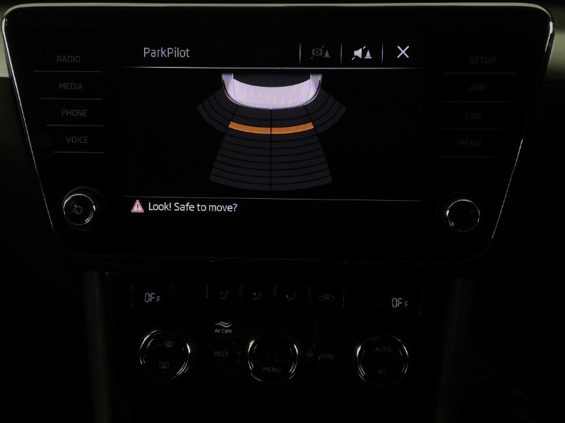 Used Skoda Superb 2018 for sale - 76964223: Photo 11