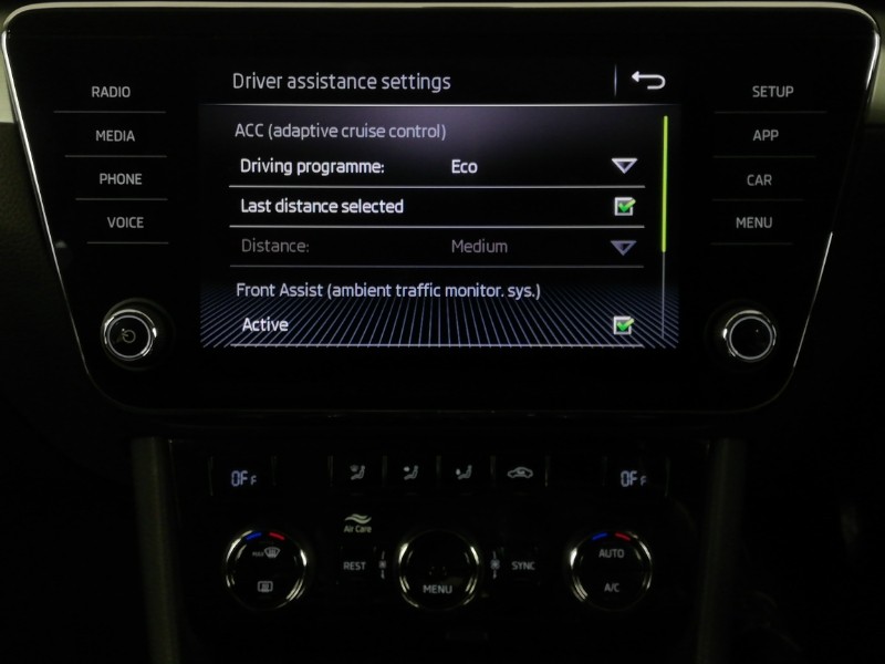 Used Skoda Superb 2018 for sale - 76964223: Photo 15