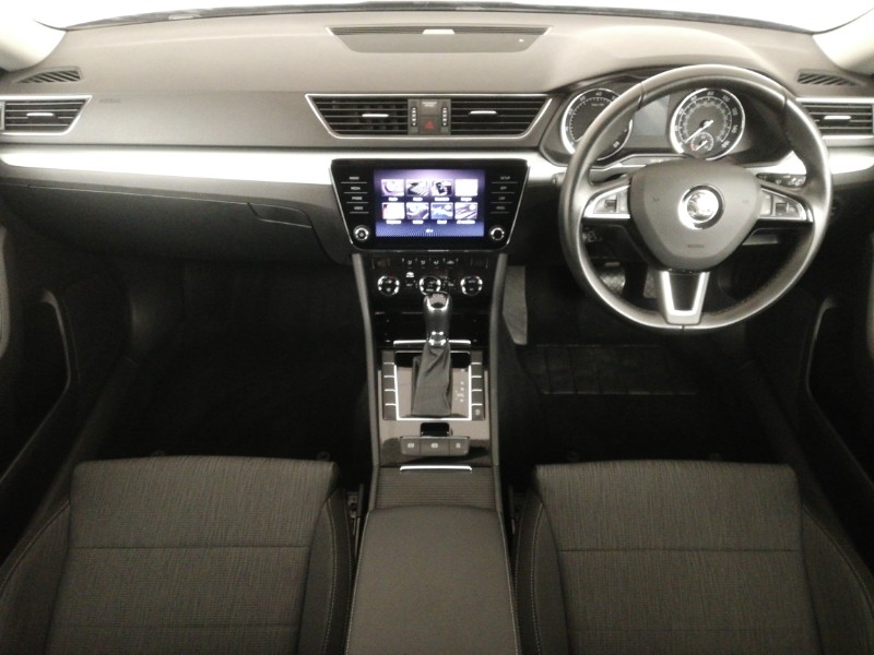 Used Skoda Superb 2018 for sale - 76964223: Photo 2