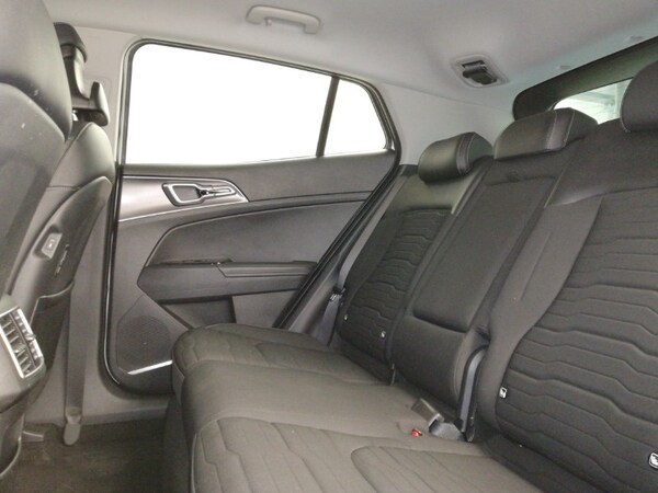 Used Kia Sportage 2023 for sale - 76264683: Photo 6