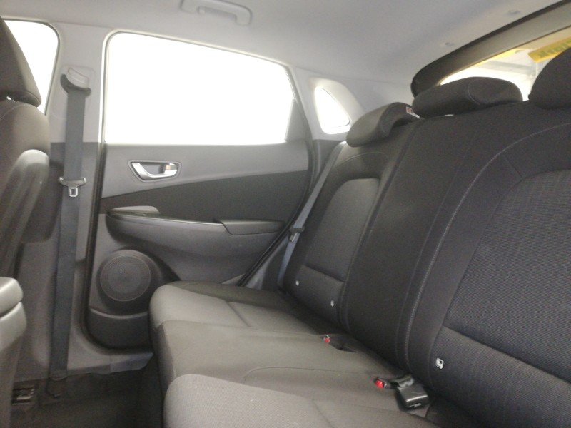 Used Hyundai KONA 2023 for sale - 77716627: Photo 6