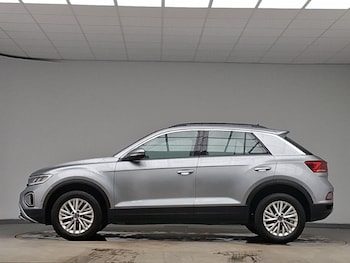 Used Volkswagen T-Roc 2024 for sale - 78861135: Photo