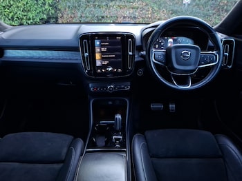 Used Volvo XC40 2020 for sale - 79493033: Photo