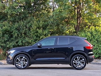 Used Volvo XC40 2020 for sale - 79493033: Photo