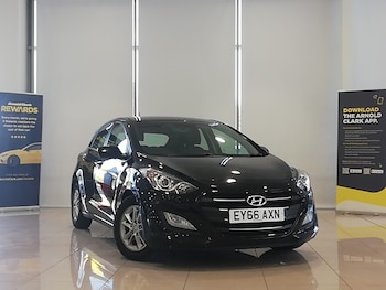 Used Hyundai i30 2016 for sale - 79383027: Photo