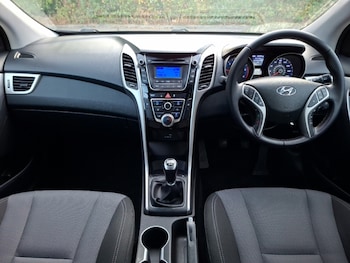 Used Hyundai i30 2016 for sale - 79383027: Photo